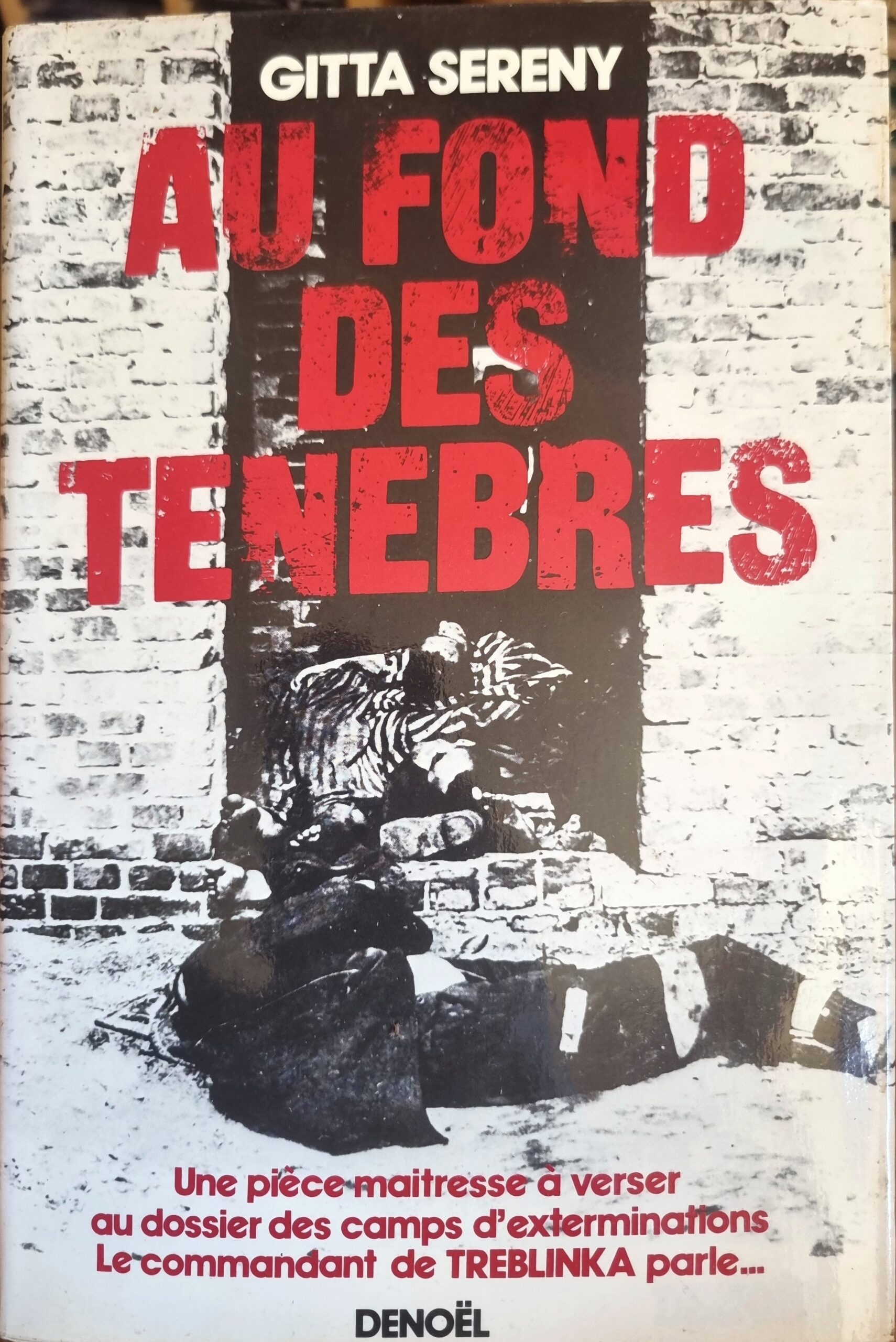 Au Fond des Ténèbres