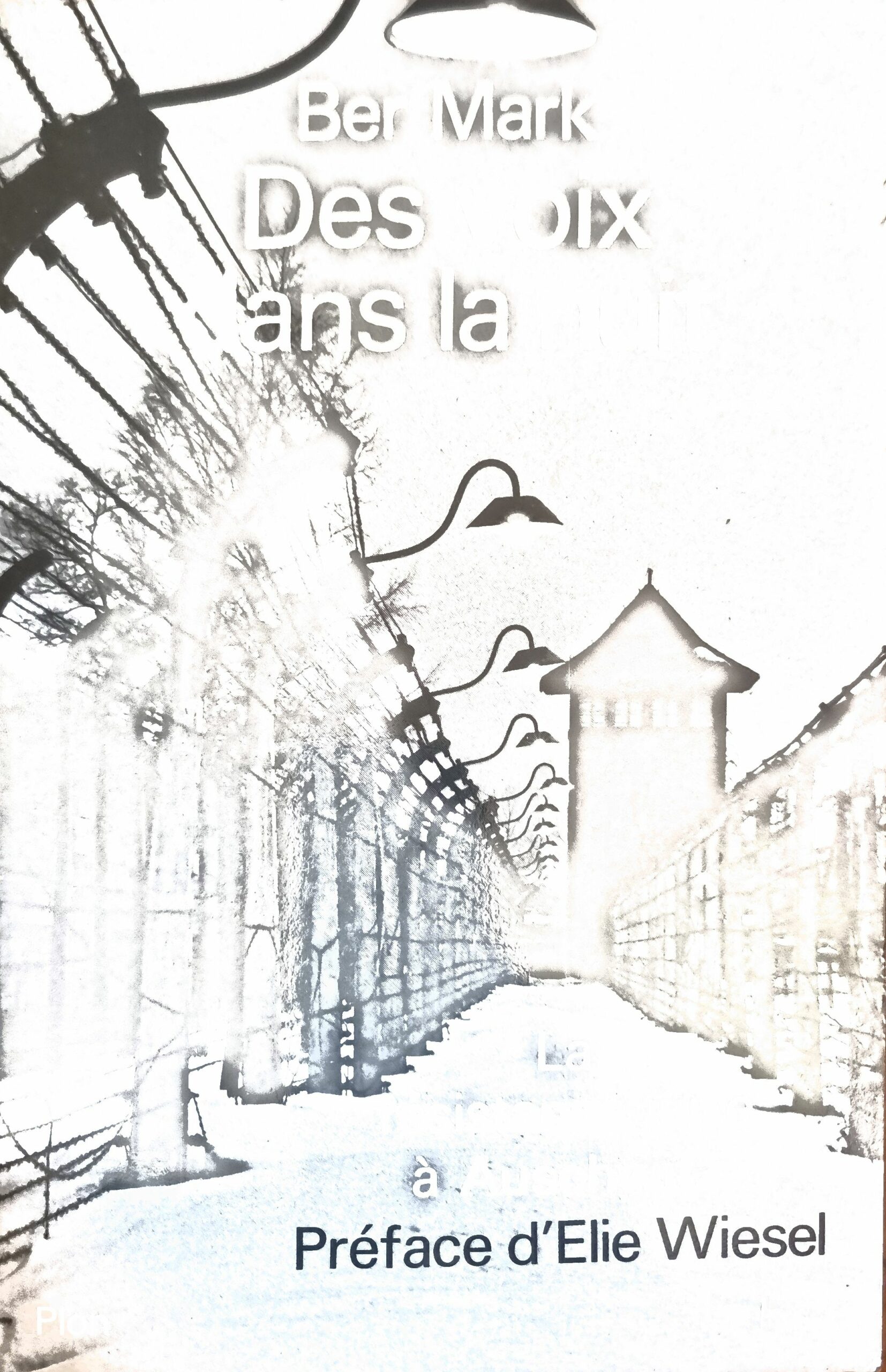 Des voix sous la cendre