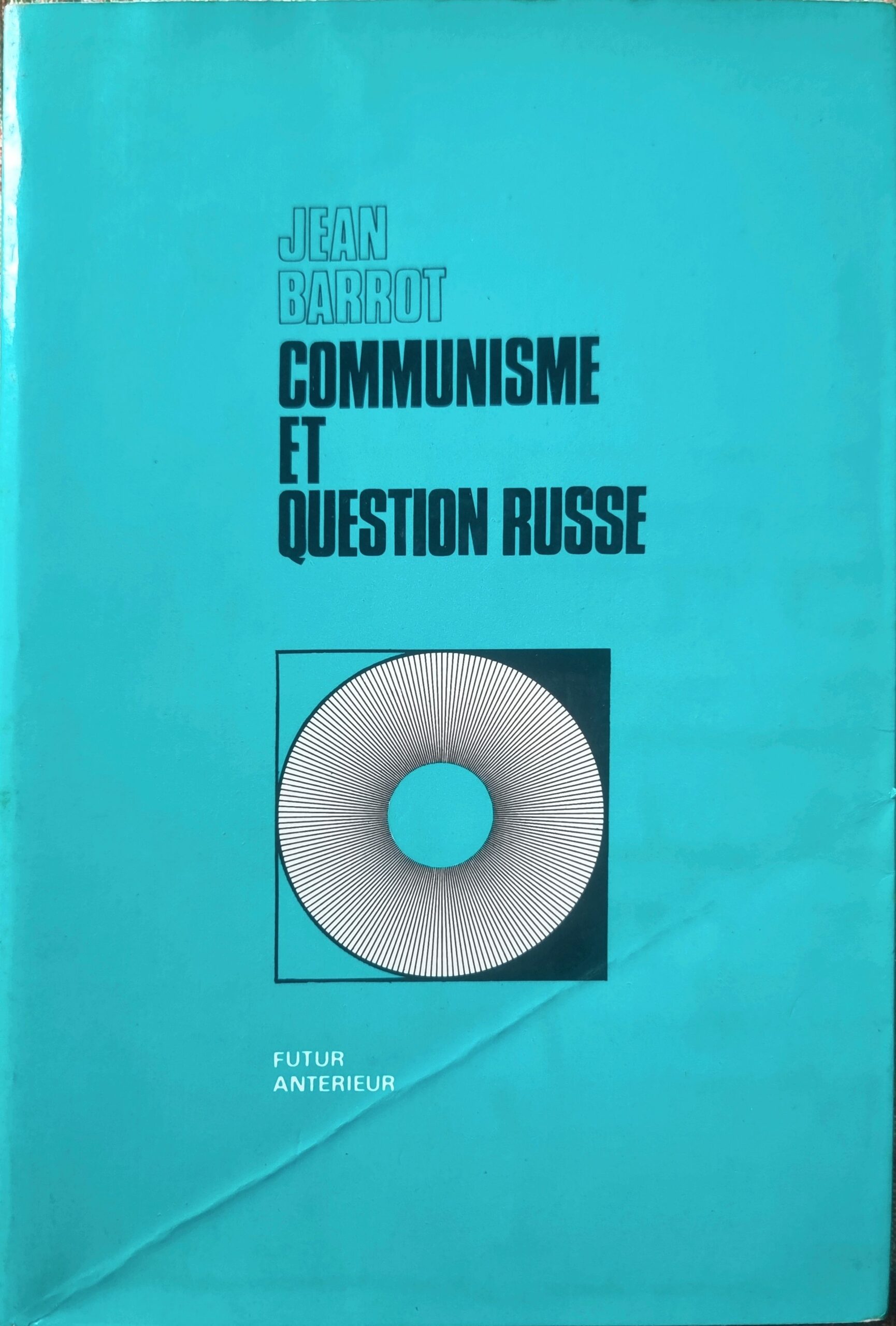 COMMUNISME ET QUESTION RUSSE