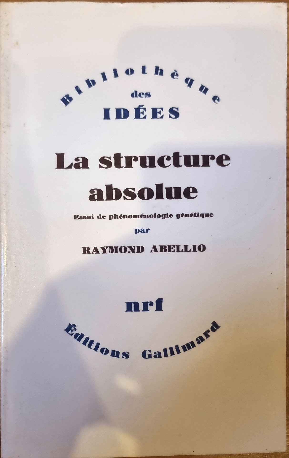 La structure absolue