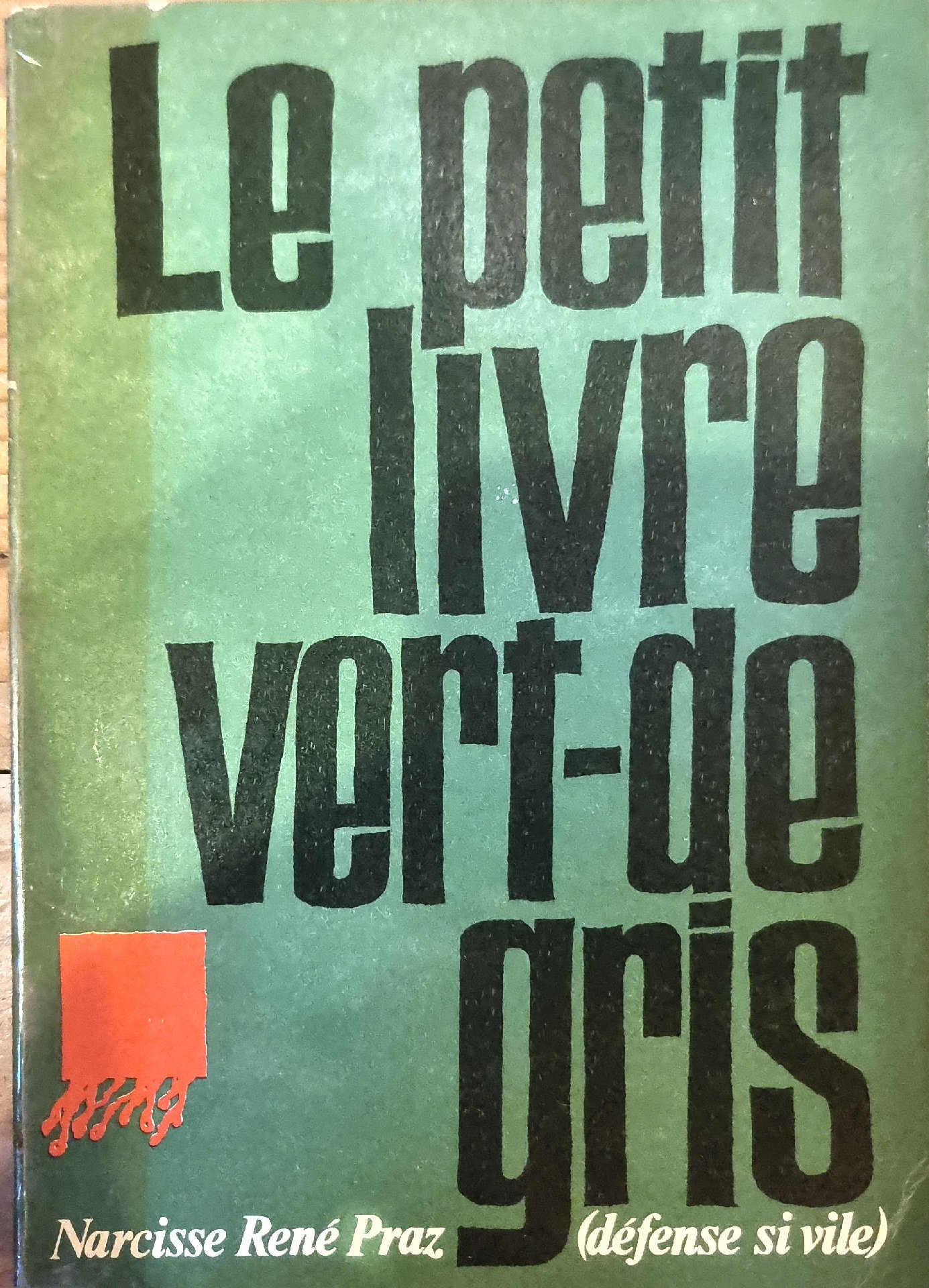 Le petit livre vert-de gris