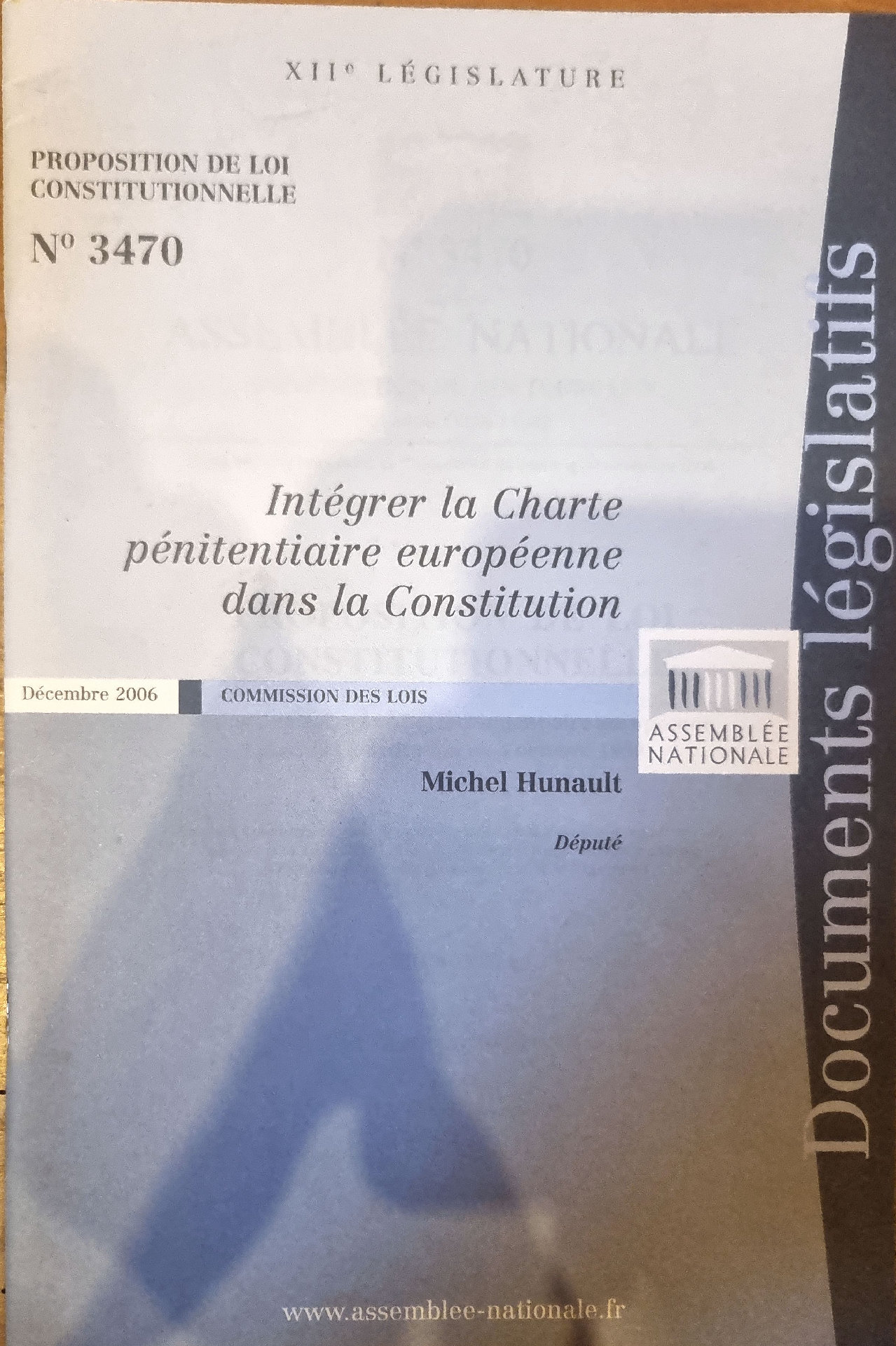 Intégrer la Charte pénitentiaire européenne dans la Constitution